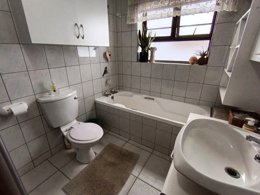 3 Bedroom Property for Sale in Ferreira Town Eastern Cape